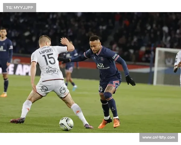 法甲联赛严惩种族歧视事件 官方重罚涉事球迷组织彰显零容忍态度